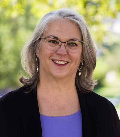 Lisa K. Traditi, MLS, AHIP, Medical Library Association president, 2020–2021